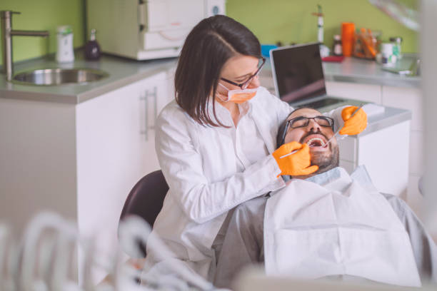Best Broken or Cracked Tooth Emergency Dentist in Paw Paw, MI